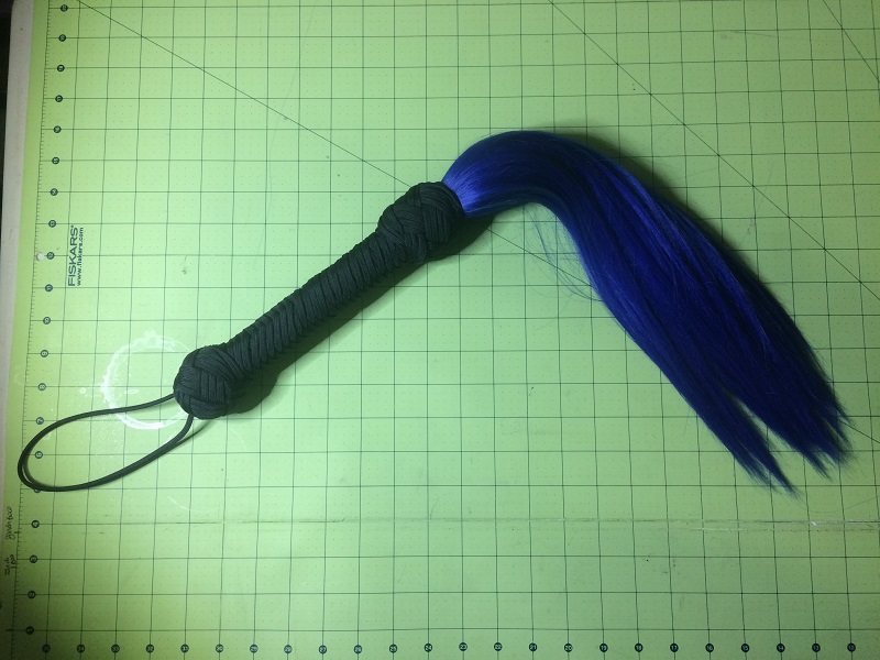 Paracord Handle - Natrual Hair Flogger